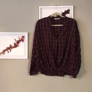 Subtle plaid long sleeved shirt